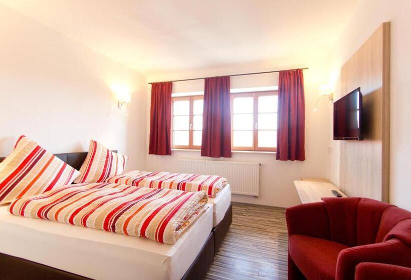 Szálló Gasthaus Paulus