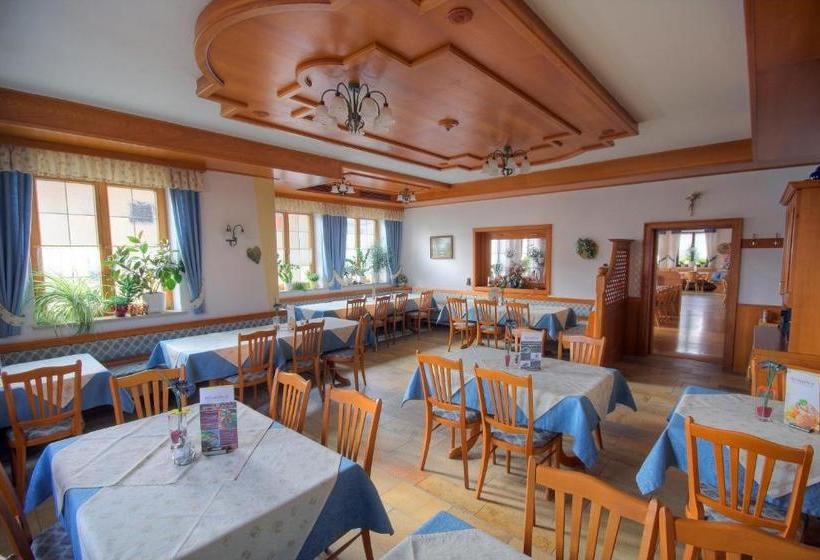 Retkeilymaja Gasthof Schneiderwirt, Kipfenberg Ot Hirnstetten