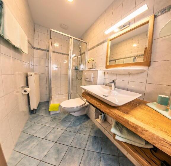 Retkeilymaja Gasthof Schneiderwirt, Kipfenberg Ot Hirnstetten