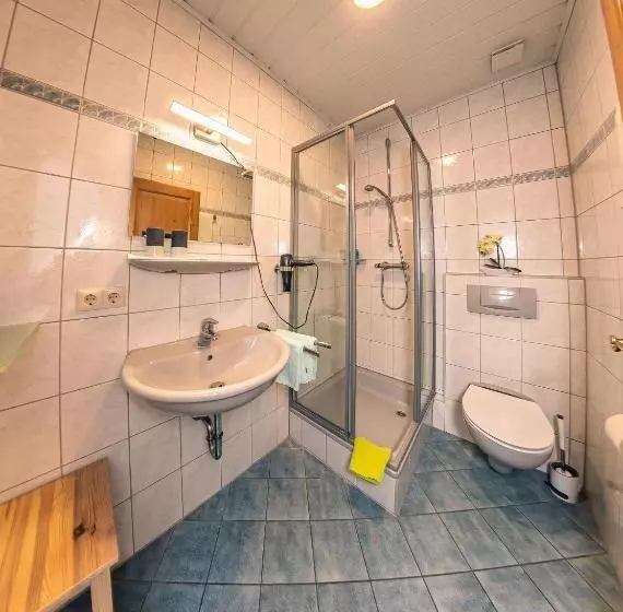 Retkeilymaja Gasthof Schneiderwirt, Kipfenberg Ot Hirnstetten