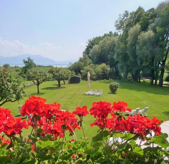Garni Chiemsee Pension Seebruck