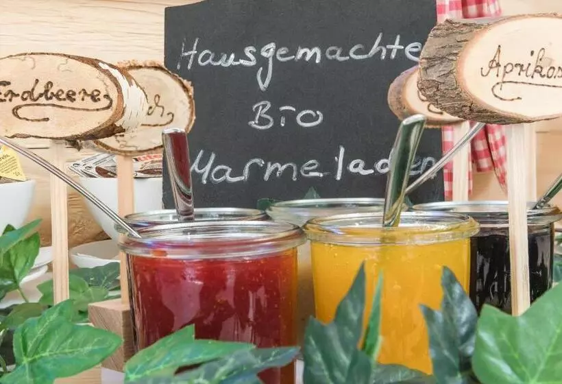 Garni   Chiemsee Pension Seebruck