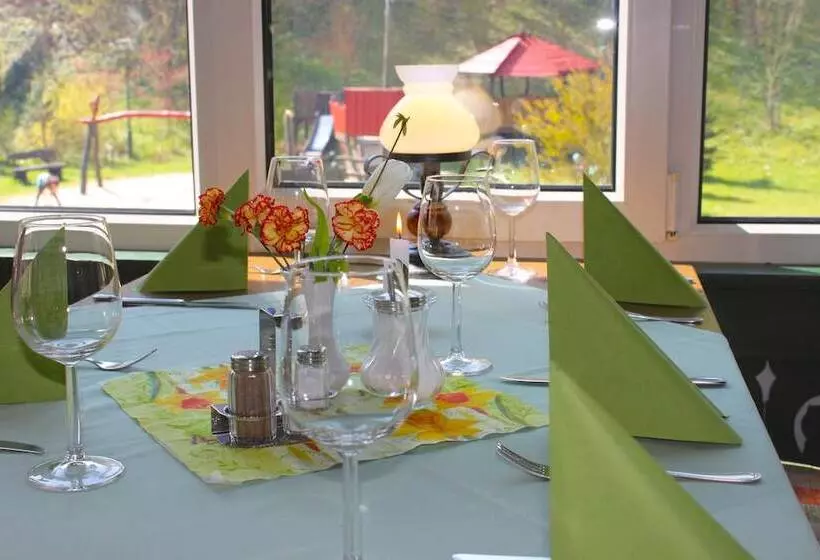 ペンション Gasthof Hertigswalde