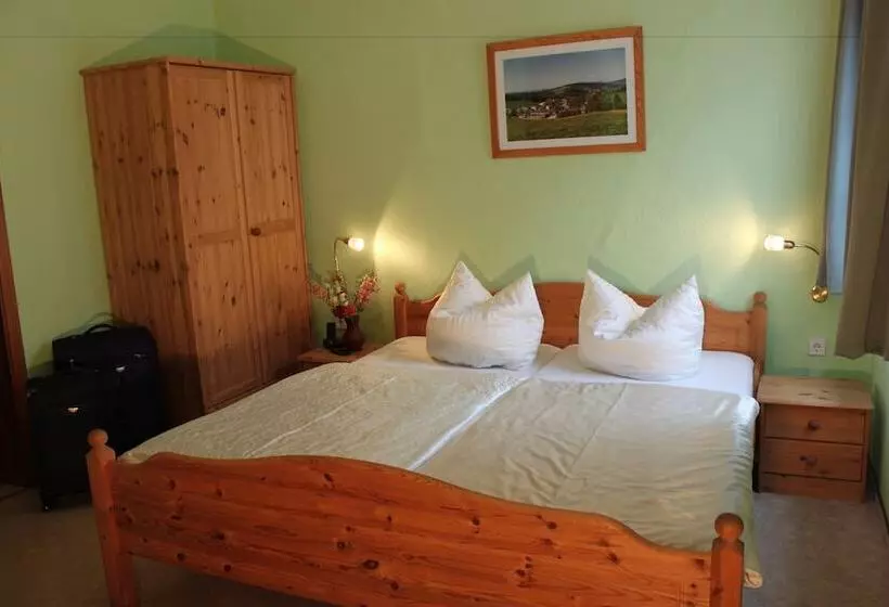 ペンション Gasthof Hertigswalde