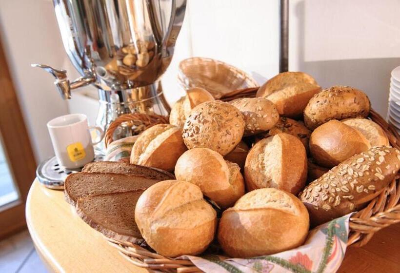 פנסיון Das Palatinum