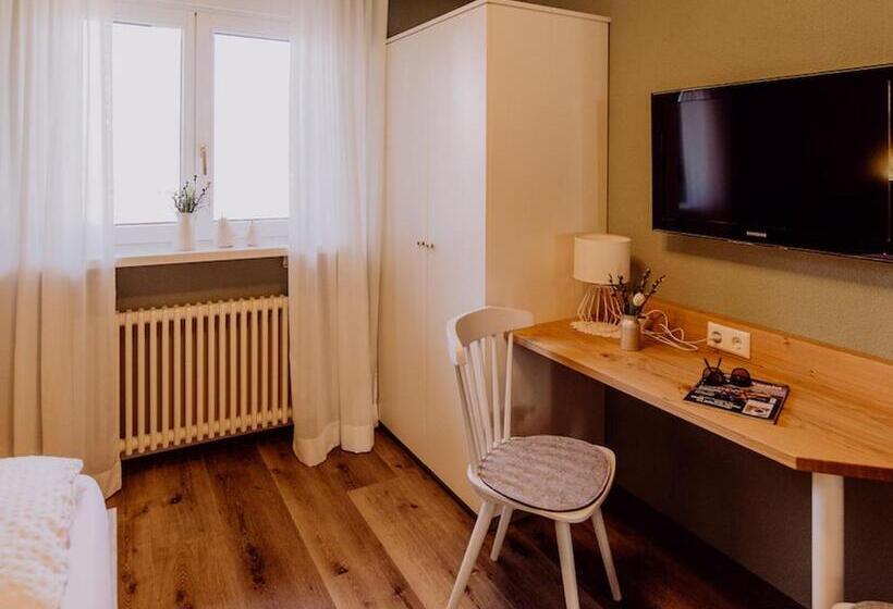 膳宿费 Schiebenrothenhof