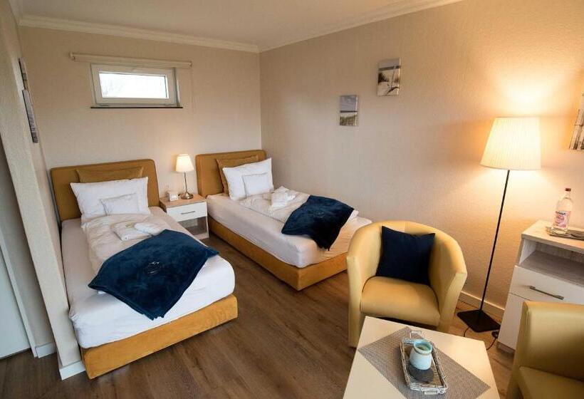 הוסטל Pension Luuward 3 Sterne