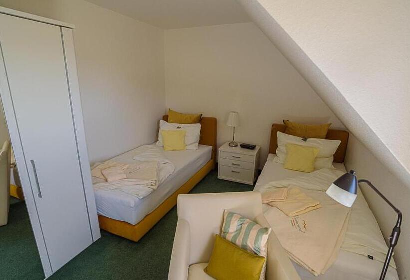 הוסטל Pension Luuward 3 Sterne