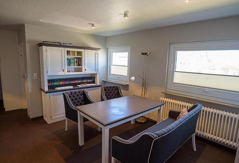 הוסטל Pension Luuward 3 Sterne