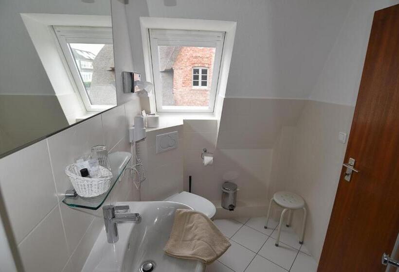 הוסטל Pension Luuward 3 Sterne