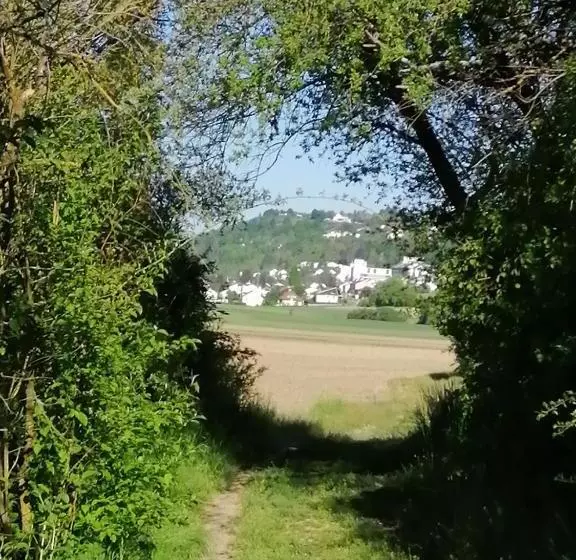 ホテル Ferienwohnungen Stark