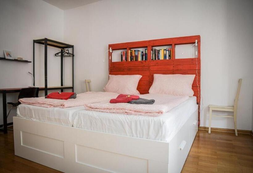 פנסיון Die Schlummerkiste