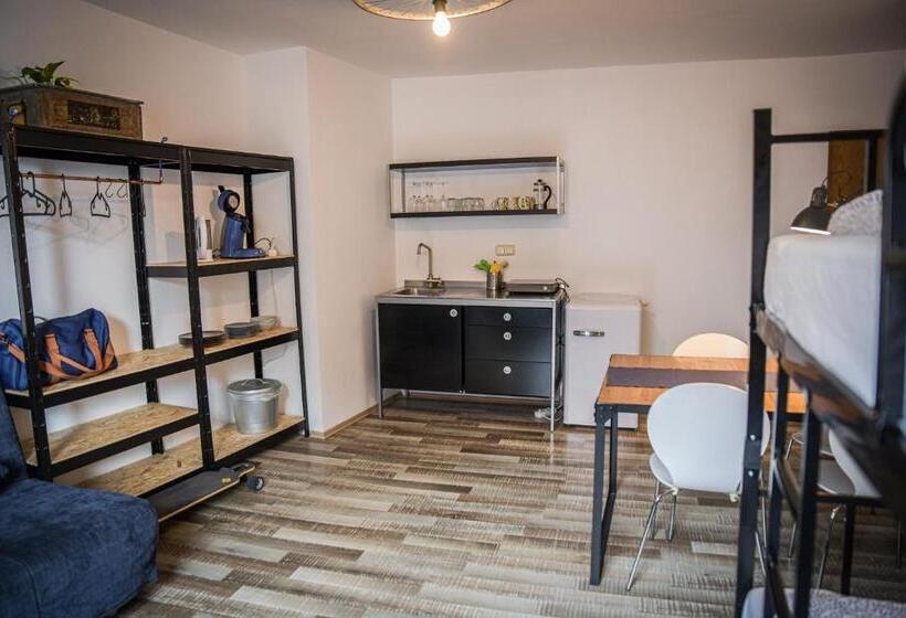 פנסיון Die Schlummerkiste