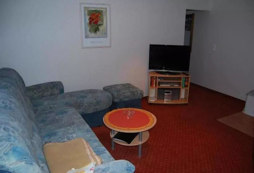 ペンション Ferienwohnungen Schäferhaus, Incl Meinecardplus