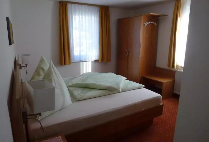 ペンション Ferienwohnungen Schäferhaus, Incl Meinecardplus