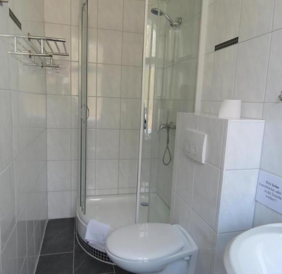 פנסיון Gast & Logierhaus Am Rheinsberger See