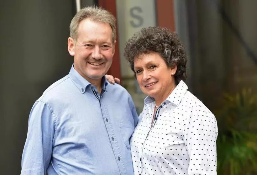 ペンション Gästehaus Und Weingut Bernd Frieden