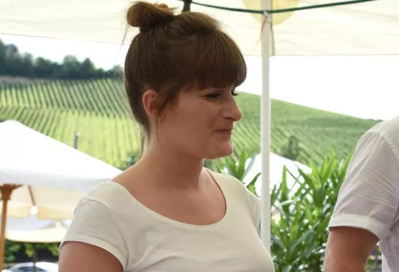 ペンション Gästehaus Und Weingut Bernd Frieden