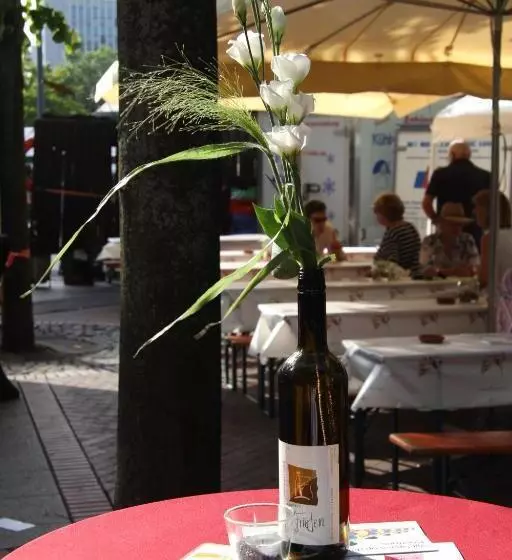 ペンション Gästehaus Und Weingut Bernd Frieden