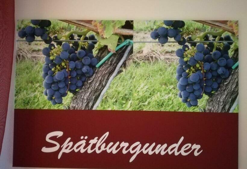 פנסיון Gästezimmer / Weingut Peter