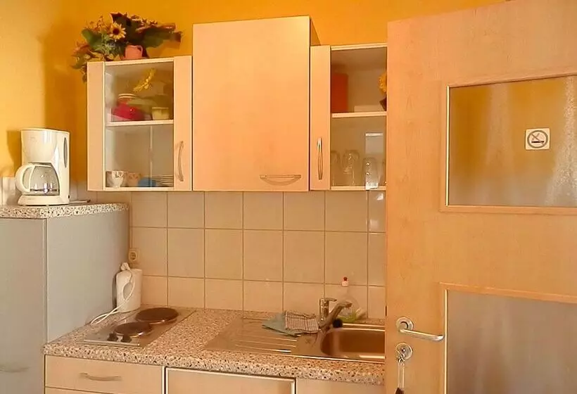 Majatalo Gästezimmer / Weingut Peter