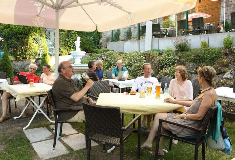 Pensionat Restaurant Ketterer Am Kurgarten