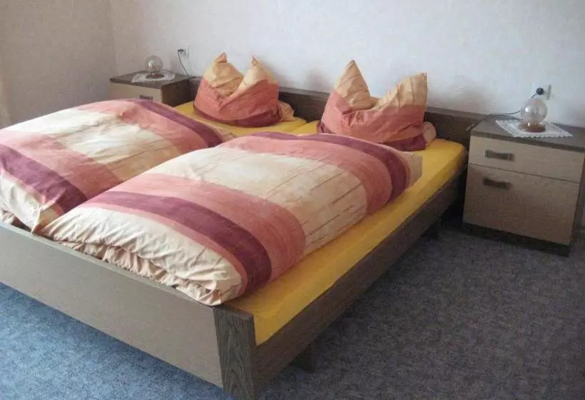 Pension Weingut Und Gästehaus Wolfgang Beth