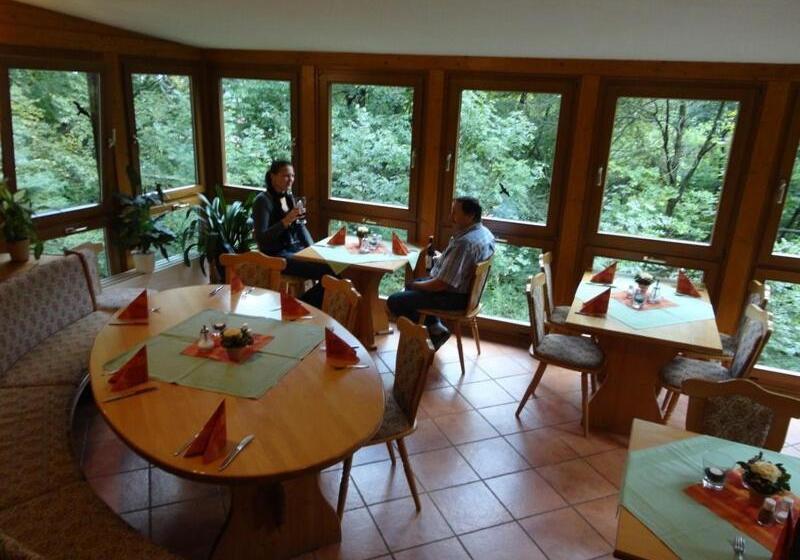 Pension Tannenrausch