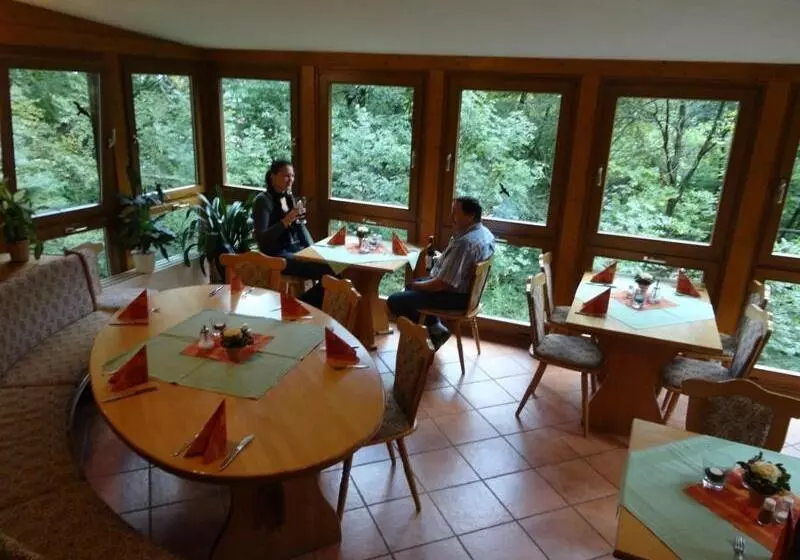 Pension Tannenrausch