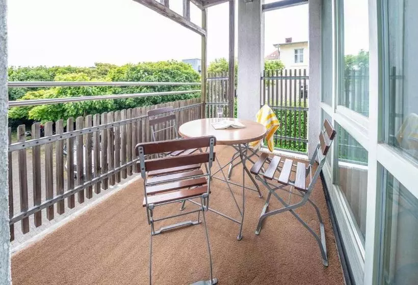 Rügener Ferienhäuser Am Hochufer