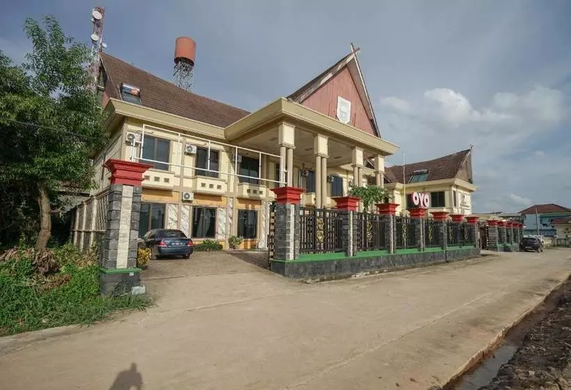 ホテル Oyo 346 Residence Dempo Jakabaring
