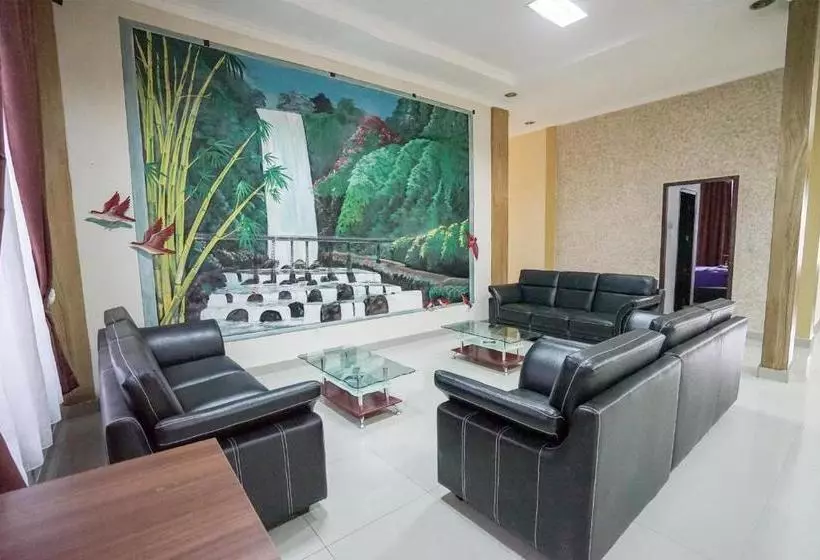 ホテル Oyo 346 Residence Dempo Jakabaring
