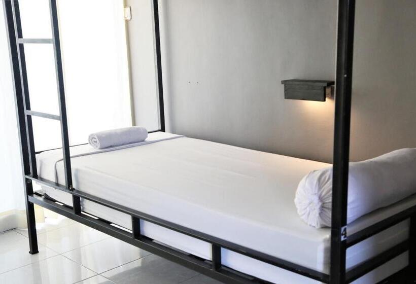 بنسيون Sultans Of Swell Uluwatu Bali