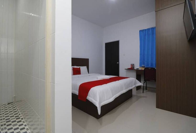 בית מלון כפרי Reddoorz Plus Near Kepri Mall