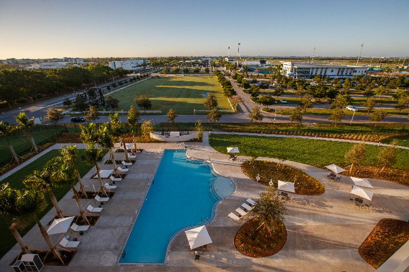 Legacy Hotel At Img Academy
