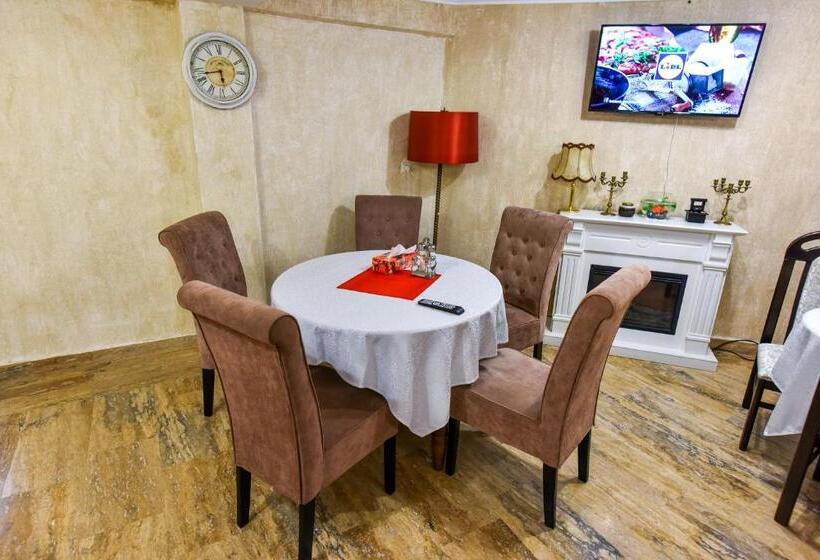 پانسیون Noblesse House Deva