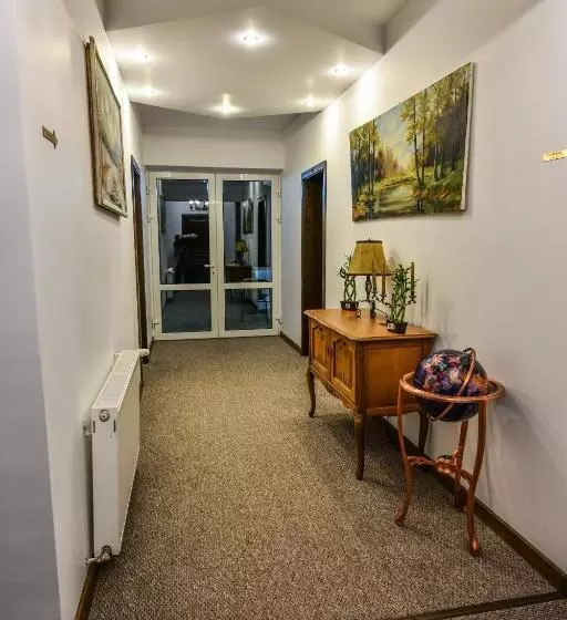 Pensió Noblesse House Deva