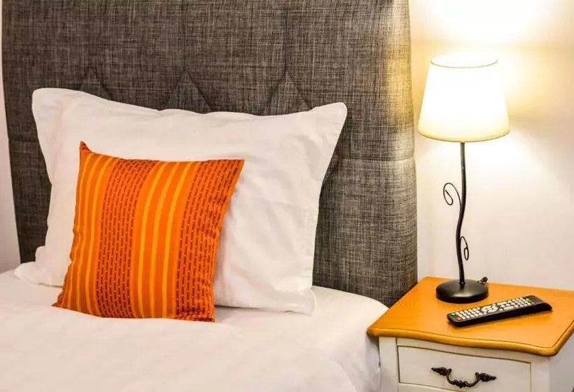 Pensió Noblesse House Deva