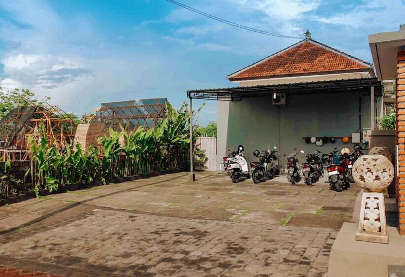 بنسيون Uluwatu Jungle Villa