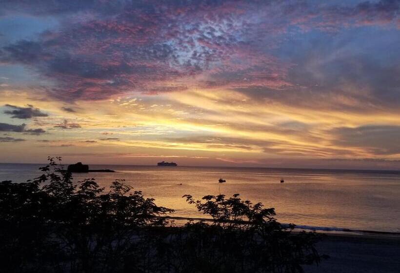 مبيت وإفطار Lacasa   San Juan Del Sur