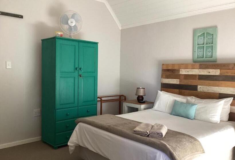 Отель Ledges Retreat