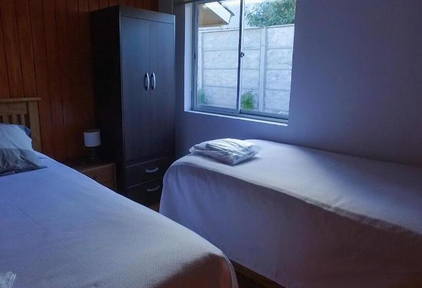 بنسيون El Rincon De Los Poetas