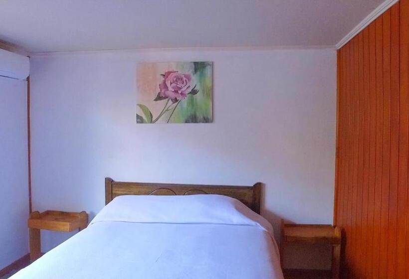 بنسيون El Rincon De Los Poetas