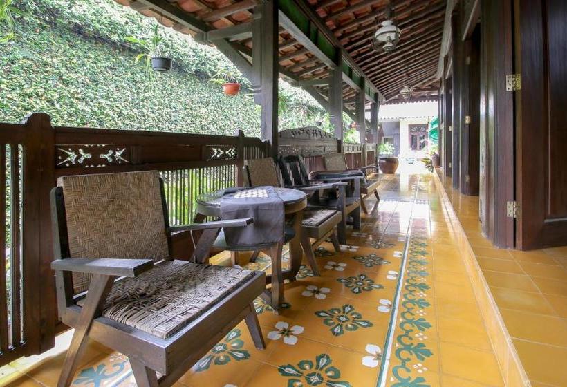 פנסיון Reddoorz Plus @ Maguwo