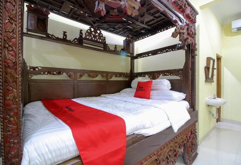 פנסיון Reddoorz Plus @ Maguwo