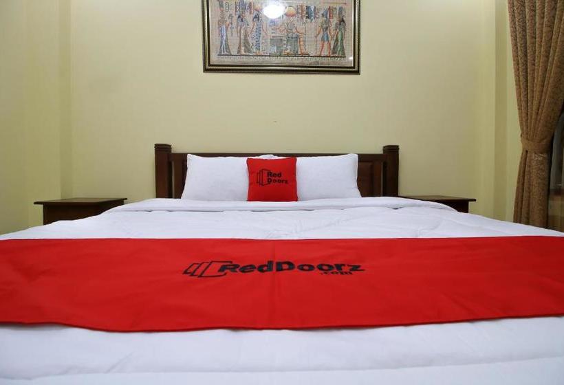 פנסיון Reddoorz Plus @ Maguwo