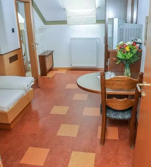 Pensiunea Casa Albă