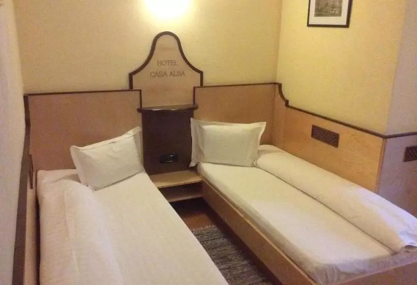 Pensiunea Casa Albă