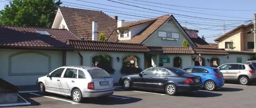 Pensiunea Casa Albă