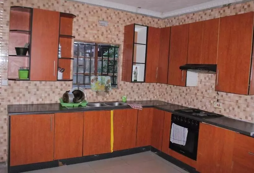 پانسیون Global Guest House